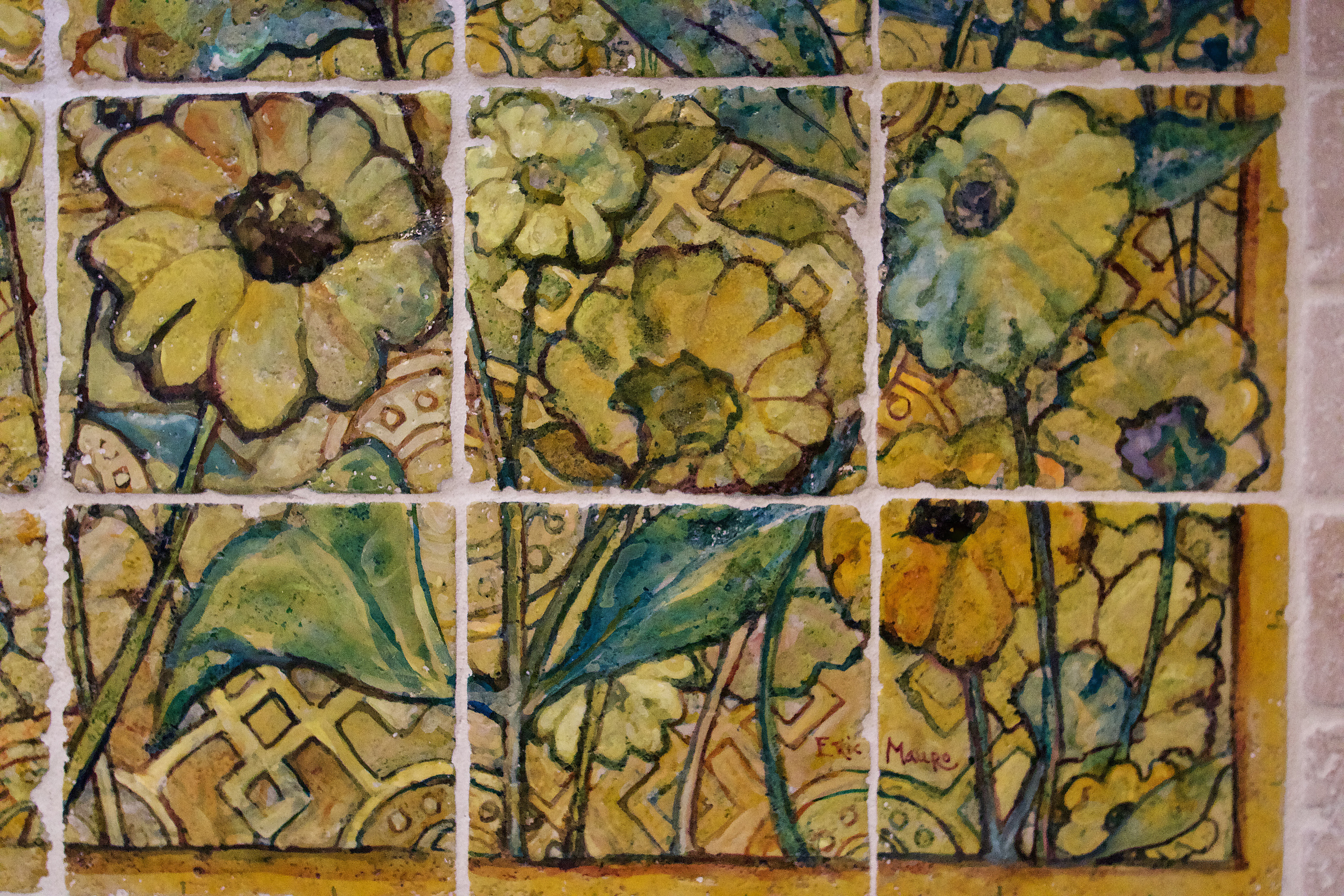 Sunflower design for kitchen backsplash tiles