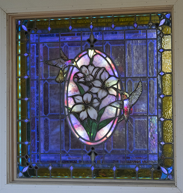 Hummingbird LED window