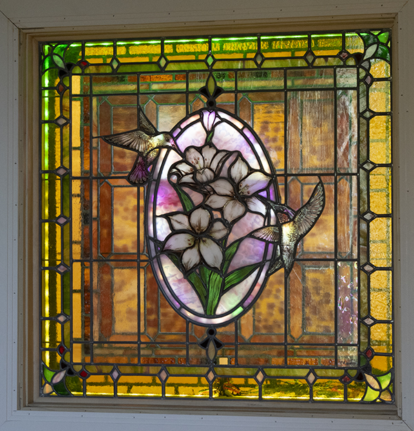Hummingbird LED window