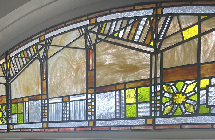 Prairie-style Transom